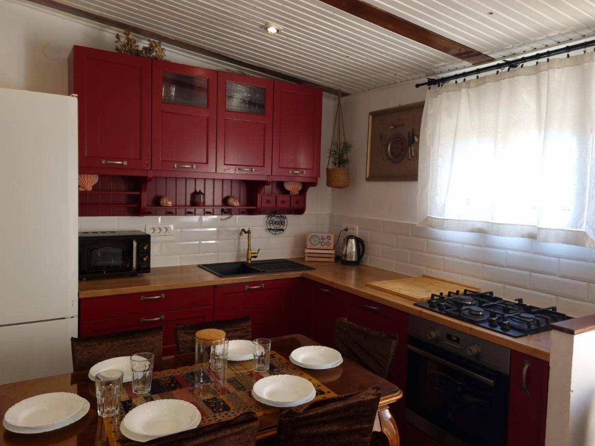 Apartmán Delmar Komiža Exteriér fotografie