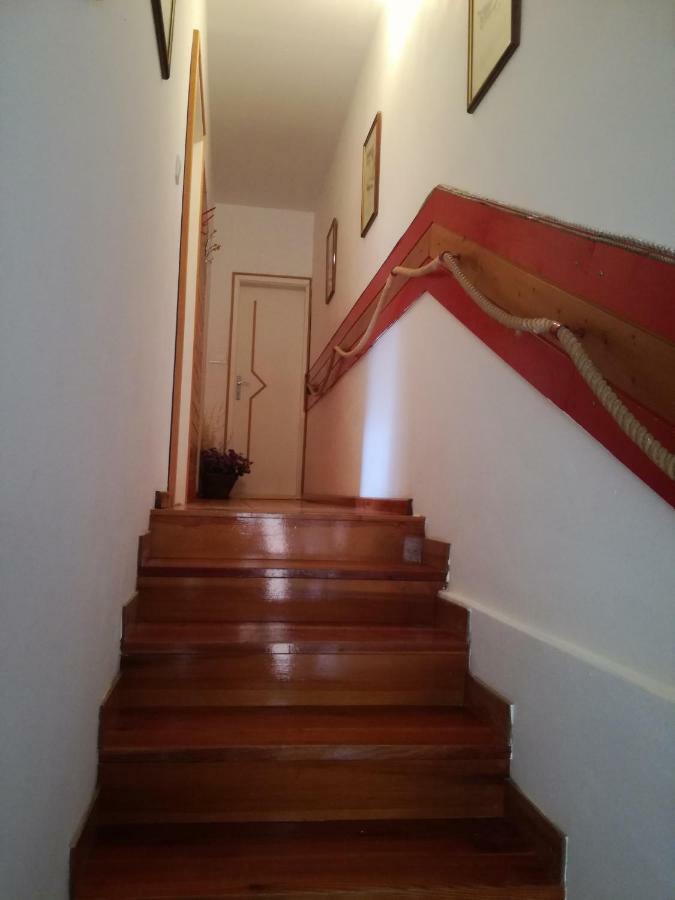 Apartmán Delmar Komiža Exteriér fotografie