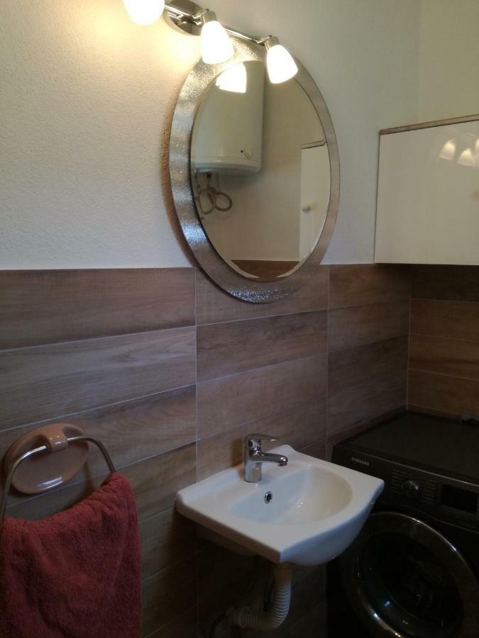 Apartmán Delmar Komiža Exteriér fotografie