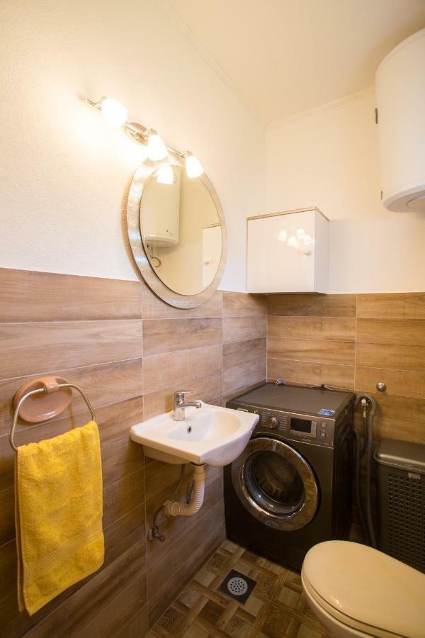 Apartmán Delmar Komiža Exteriér fotografie
